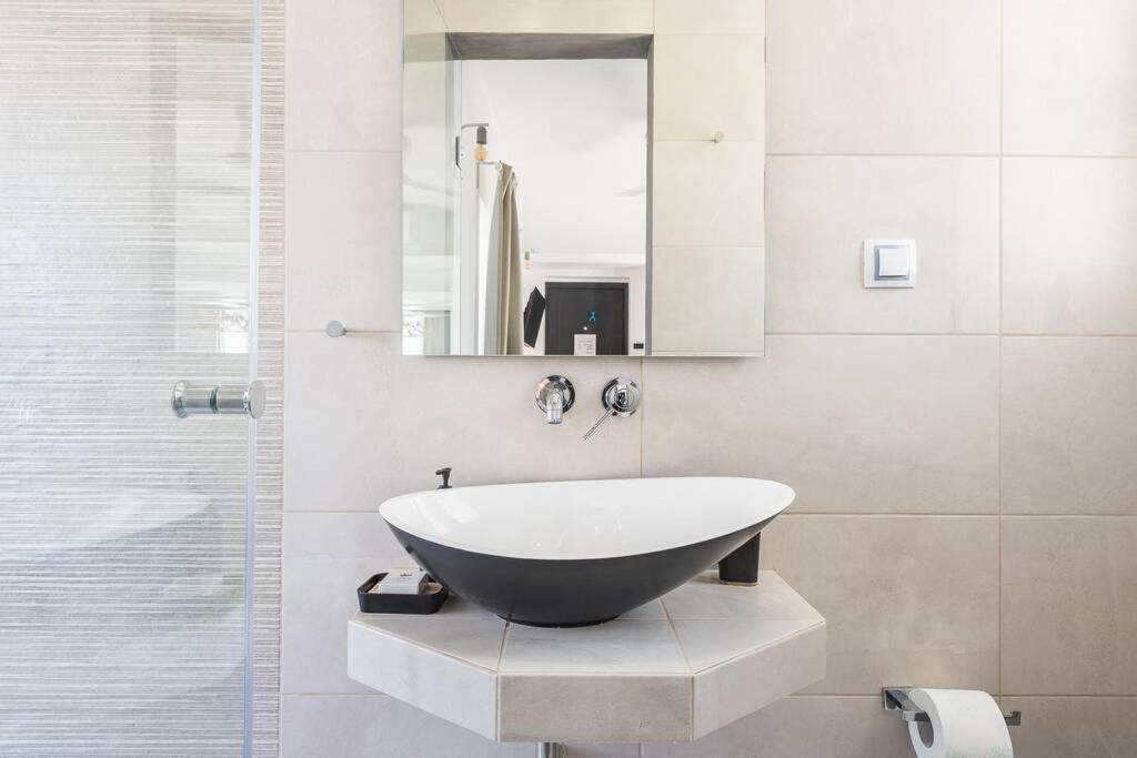 Diamond In The Sky Apartment Атина Екстериор снимка